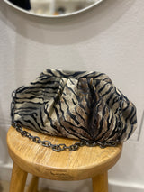 Zea Pin Up Bag