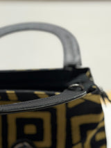 Ireos Pocket Shopper Crossbody Bag