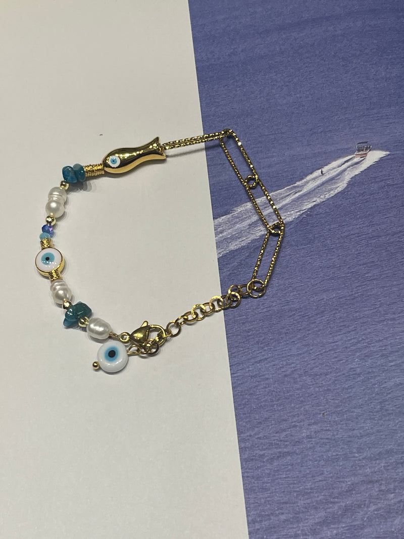 AGERI BRACELET - Fish With Fresh Water Pearls