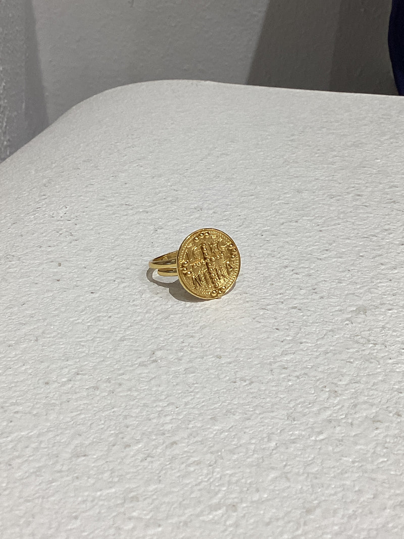 NIKA Gold ring