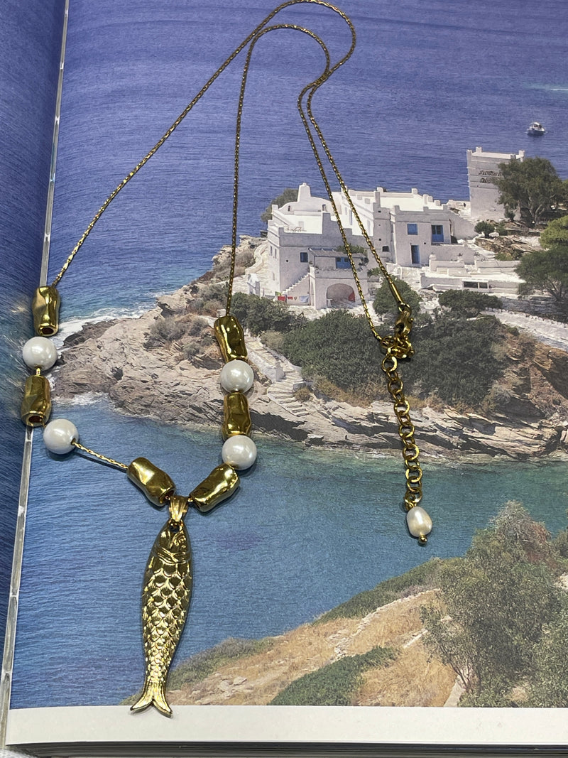 AMMOS NECKLACE - Gold Fish With Fresh Water Pearls