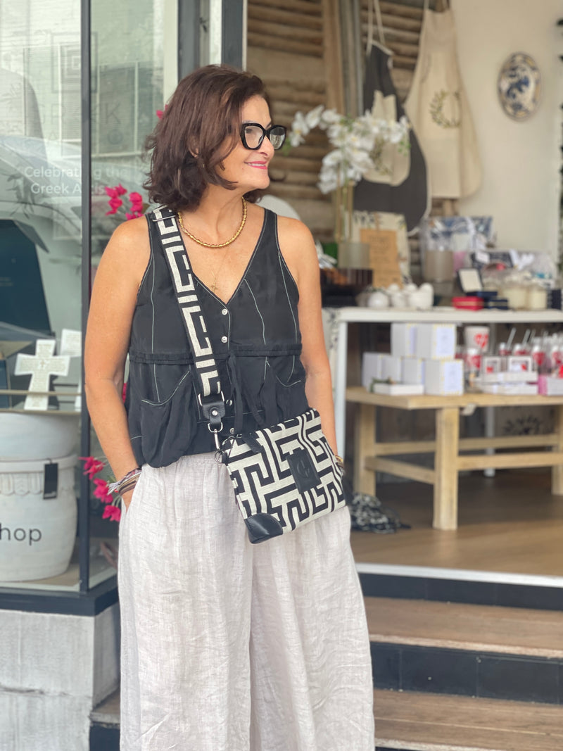 Kirki #1 Handbag - Greek key - Black and Ecru