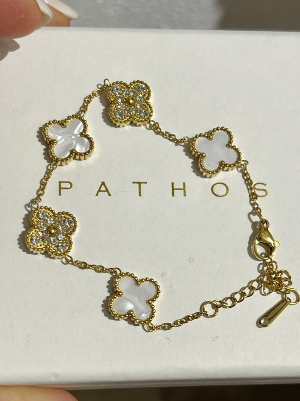 Paxos Gold Clover Bracelet - White
