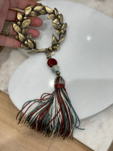 Wreath Gouri - bronze with colourful tassel