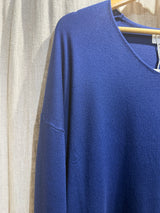 V Neck  Loose Fitting Jumper - NAVY