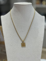 SQUARE NIKA NECKLACE GOLD OR SILVER