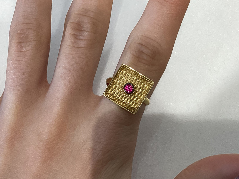 Gold Square Byzantine ring with Coloured Zircon