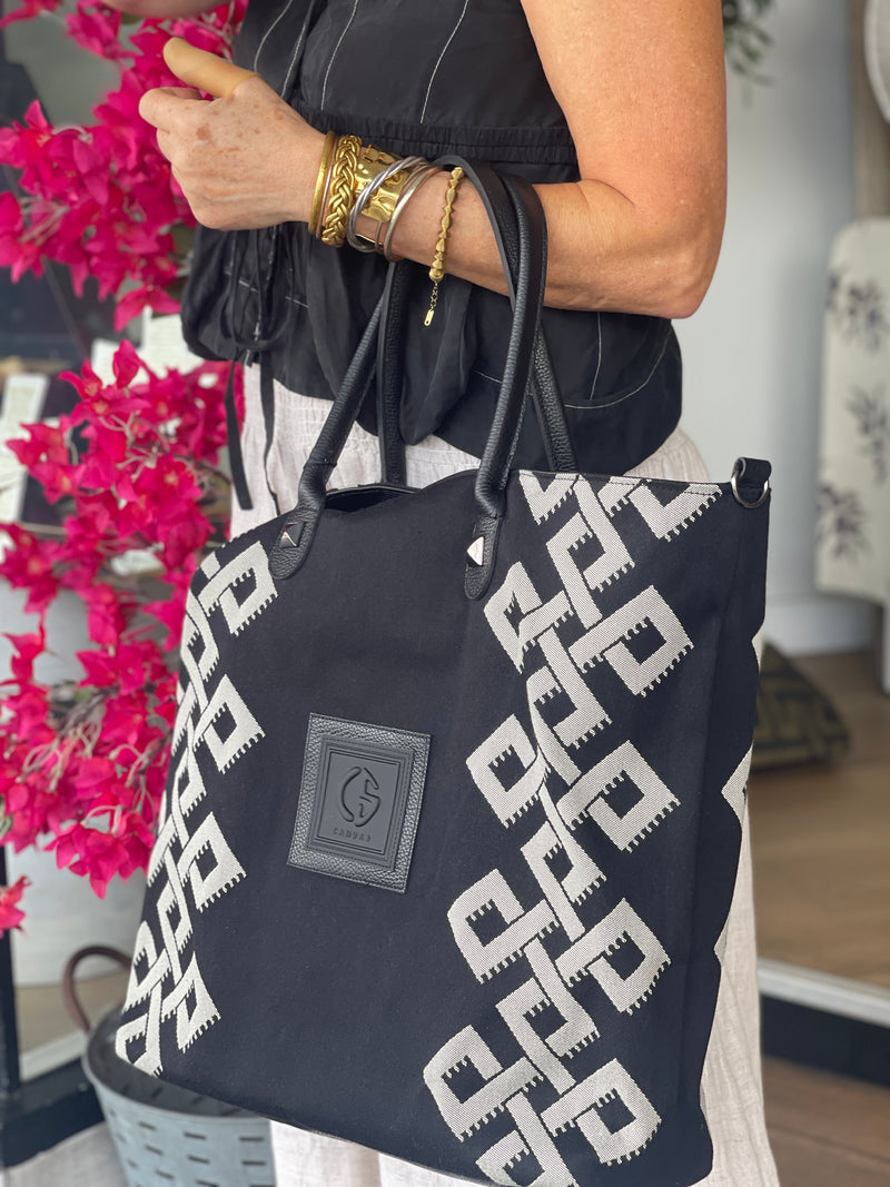 Arianna Black and Ecru Extra Large Handbag