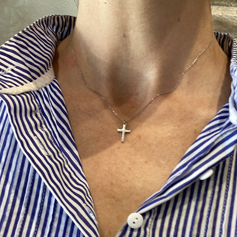 Silver Classic Small Cross Necklace