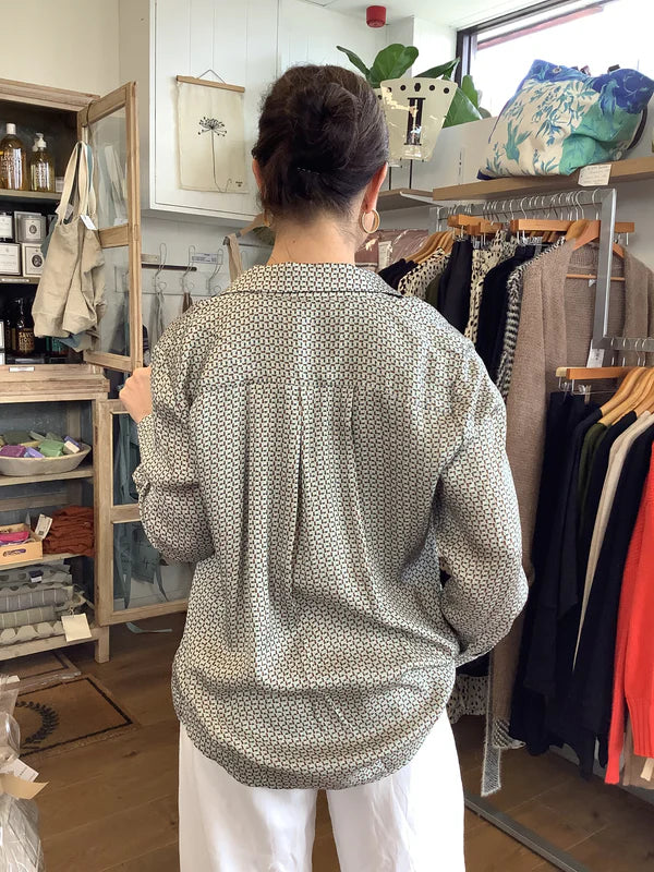 Lola Shirt - Limestone