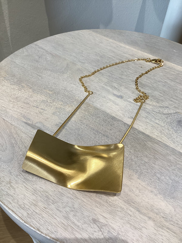 Handmade Matte Gold Chunky Pendant Necklace