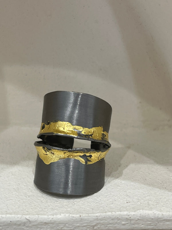 Katerina Vassou Brushed Gunmetal & Gold Leaf Split Ring